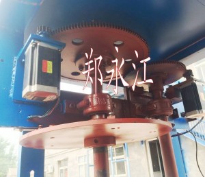 新型高效止水螺杆焊片机,止水螺杆焊销机