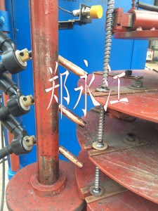 新型高效止水螺杆焊片机,止水螺杆焊销机