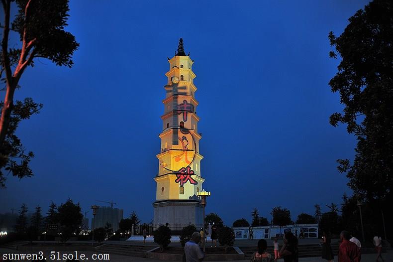 【c都市巨影专业户外广告建筑投影】价格,厂家,其他广告、展览器材-搜了网