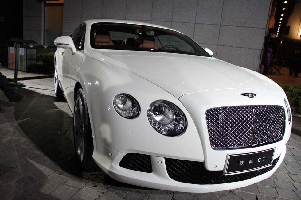 【郑州中欧铁路汽车进口报关税率是多少】价格