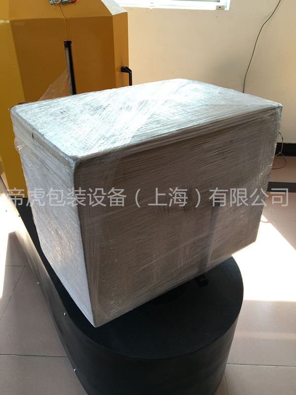 机场行李打包机行李裹包机缠绕膜包装机
