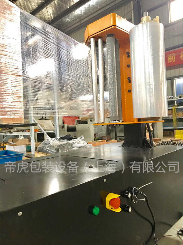 无托盘行李机纸箱打包机缠绕膜包装机裹膜机