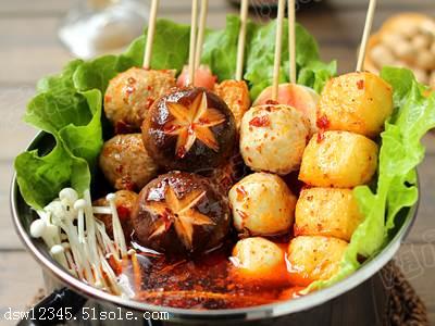 【想开麻辣烫店怎么起步,加盟一间麻辣烫需要