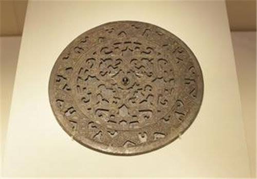 【战国铜镜现在的上门收购价值现金交易】价格