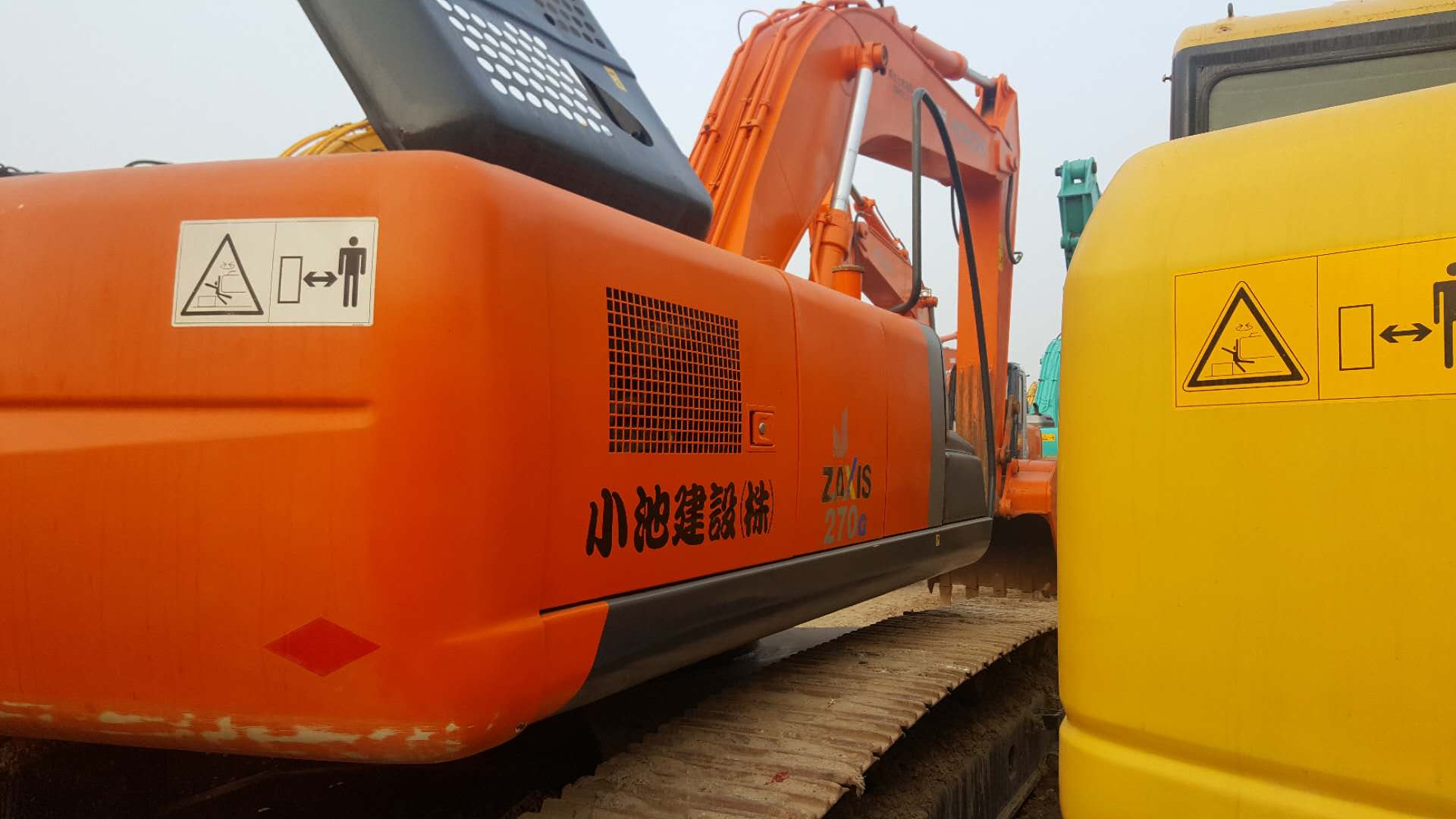 二手挖掘机日立2703G厂家直销手续齐全