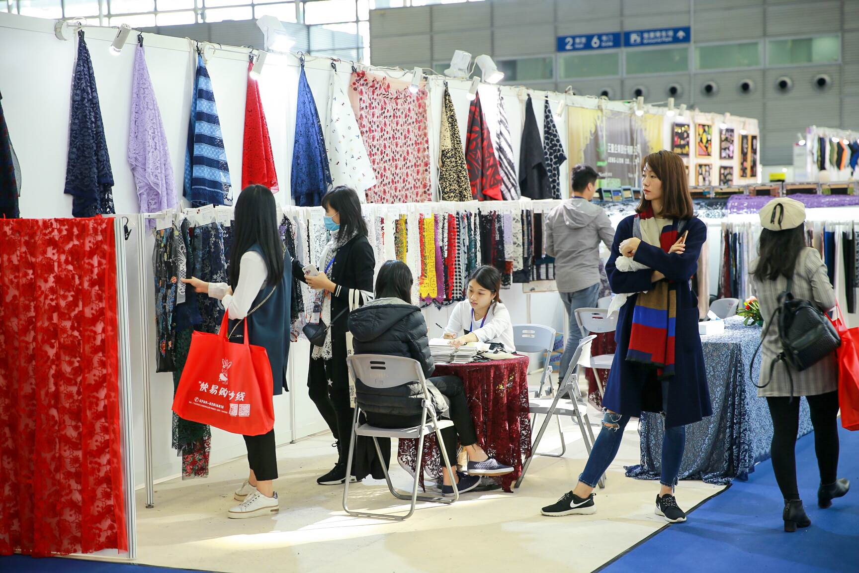 【深圳面辅料展2018\/深圳服装贴牌博览会时间