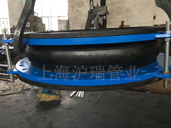 【上海大翻边橡胶接头厂家沪瑞大口径橡胶接头