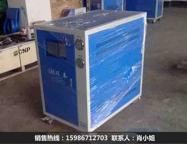 小型制冷机