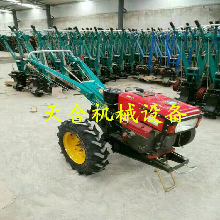 省时省力多功能拖拉机