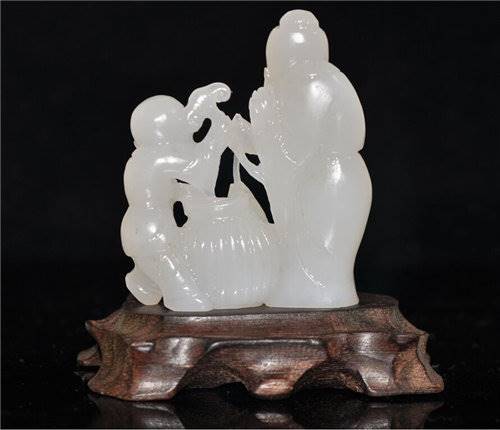 【羊脂白玉摆件在市场上什么价格】价格,厂家