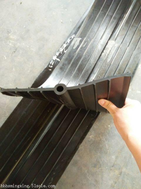 中埋式橡胶止水带CB型