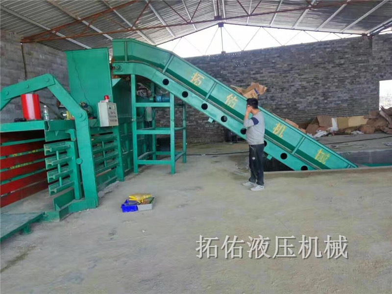 大型秸秆渔网卧式液压打包机厂家直销