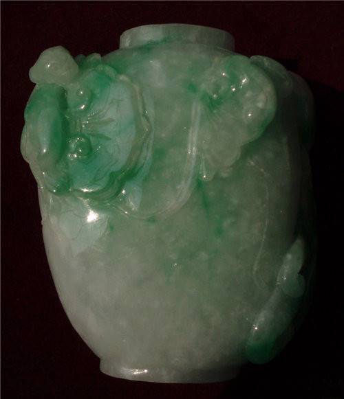 【清代翡翠鼻烟壶鉴定有什么技巧】价格,厂家