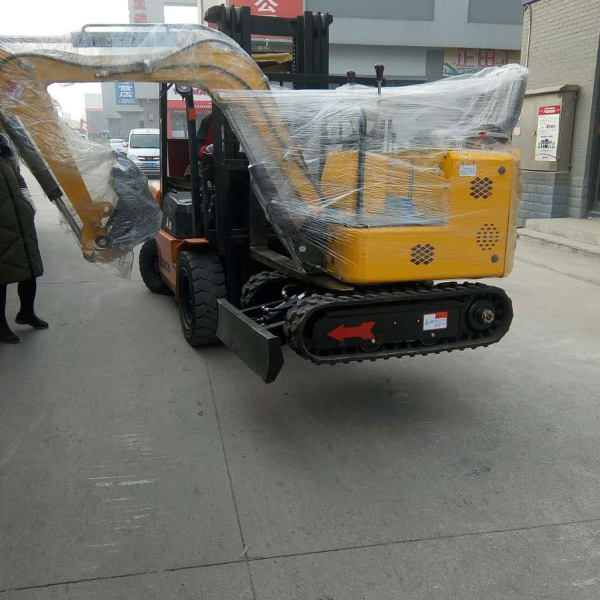 狭小空间专用挖掘机 隧道用履带微型挖掘机
