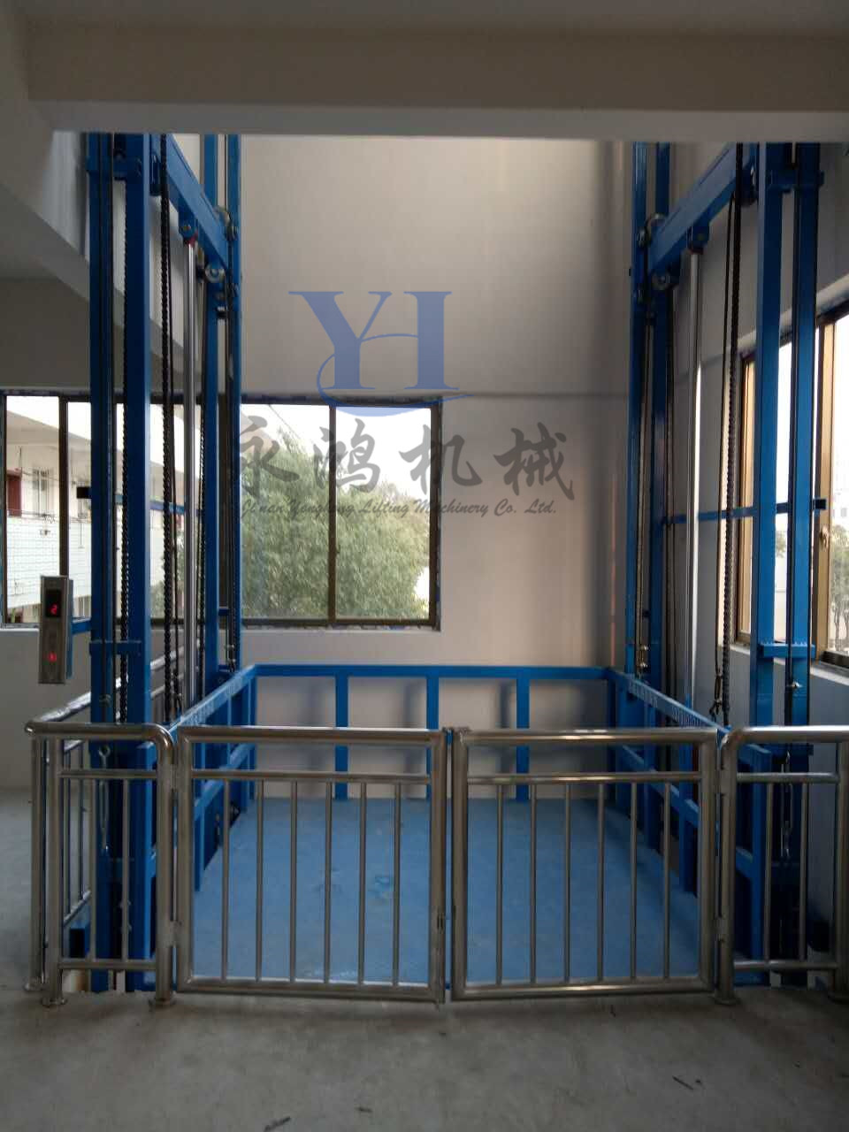 长沙用液压工厂货物升降货梯多少钱一台