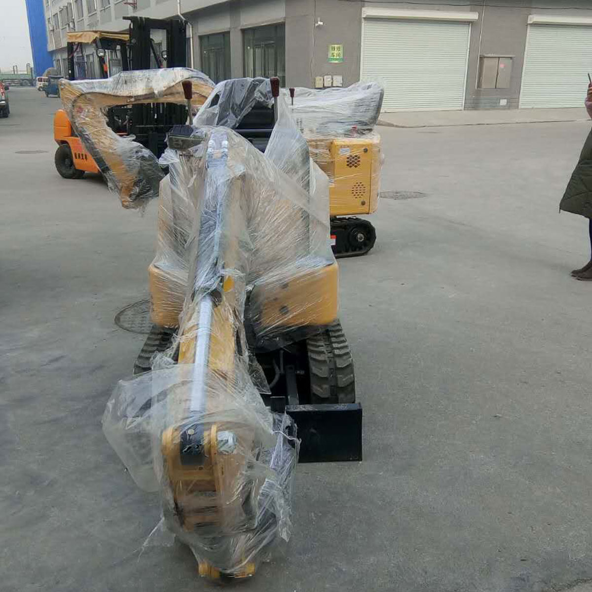 果园专用挖掘机 植树挖坑专用小挖机