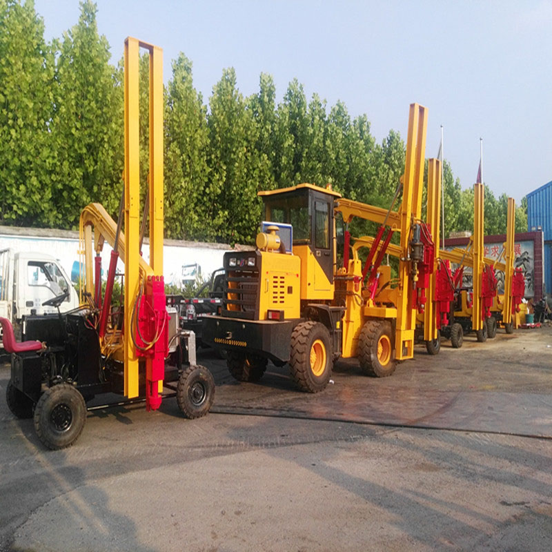 高速公路防护栏的新型设备小型护栏打桩机