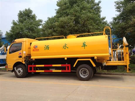 带手续二手洒水车转让