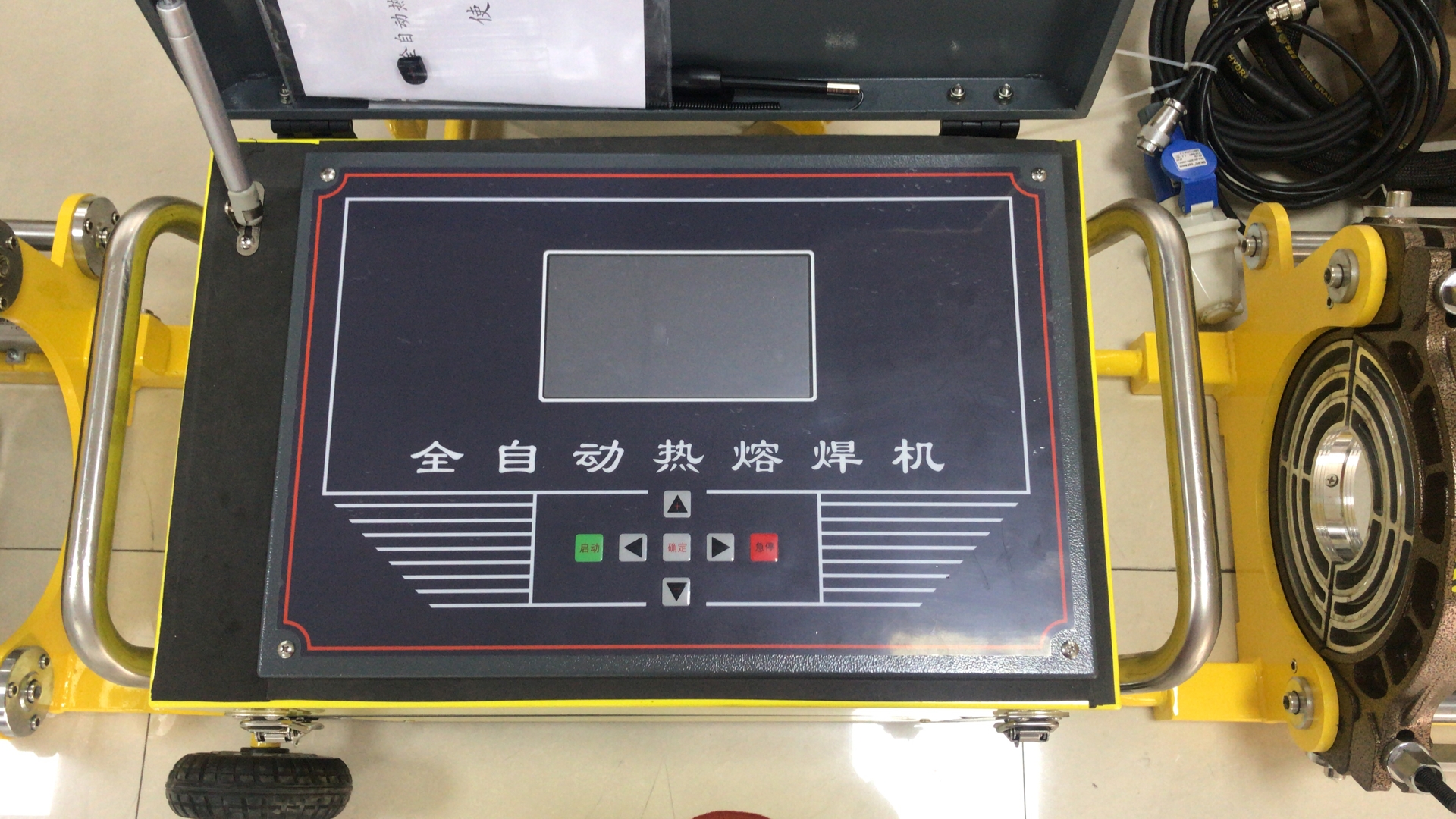 全自动焊机电话：13738186871