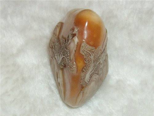 田黄梅花薄意闲章价格一般在多少钱