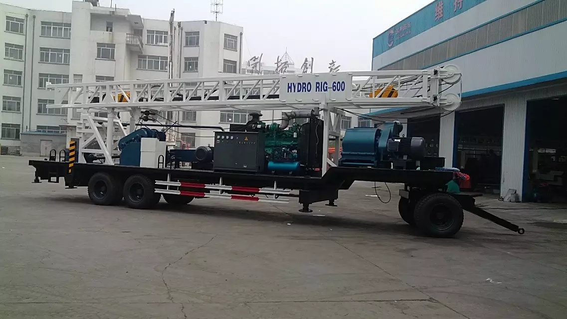 BZT600拖车式水井钻机