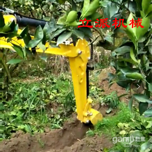 小型挖掘机 农用家用挖掘机 挖土小沟机