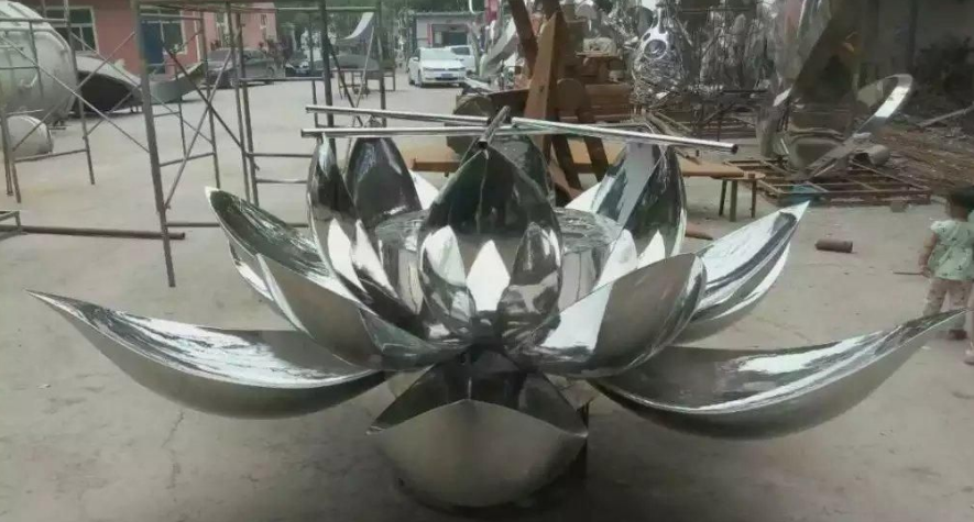 厂家直销不锈钢莲花雕塑 广场景观雕塑摆件