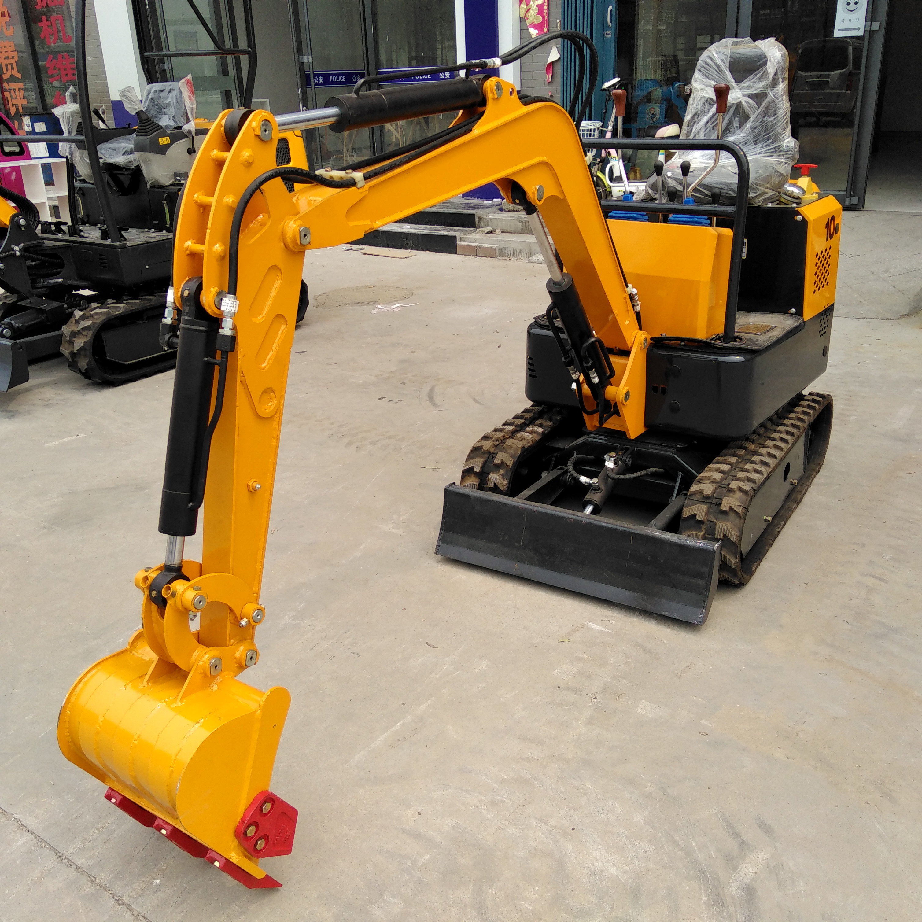 福建厦门厂家直销农用小型挖掘机市场