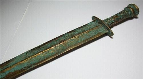 战国时期青铜剑鉴定拍卖定价