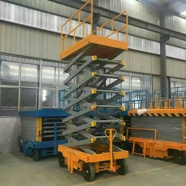 直销四轮移动式升降机剪叉式高空作业平台