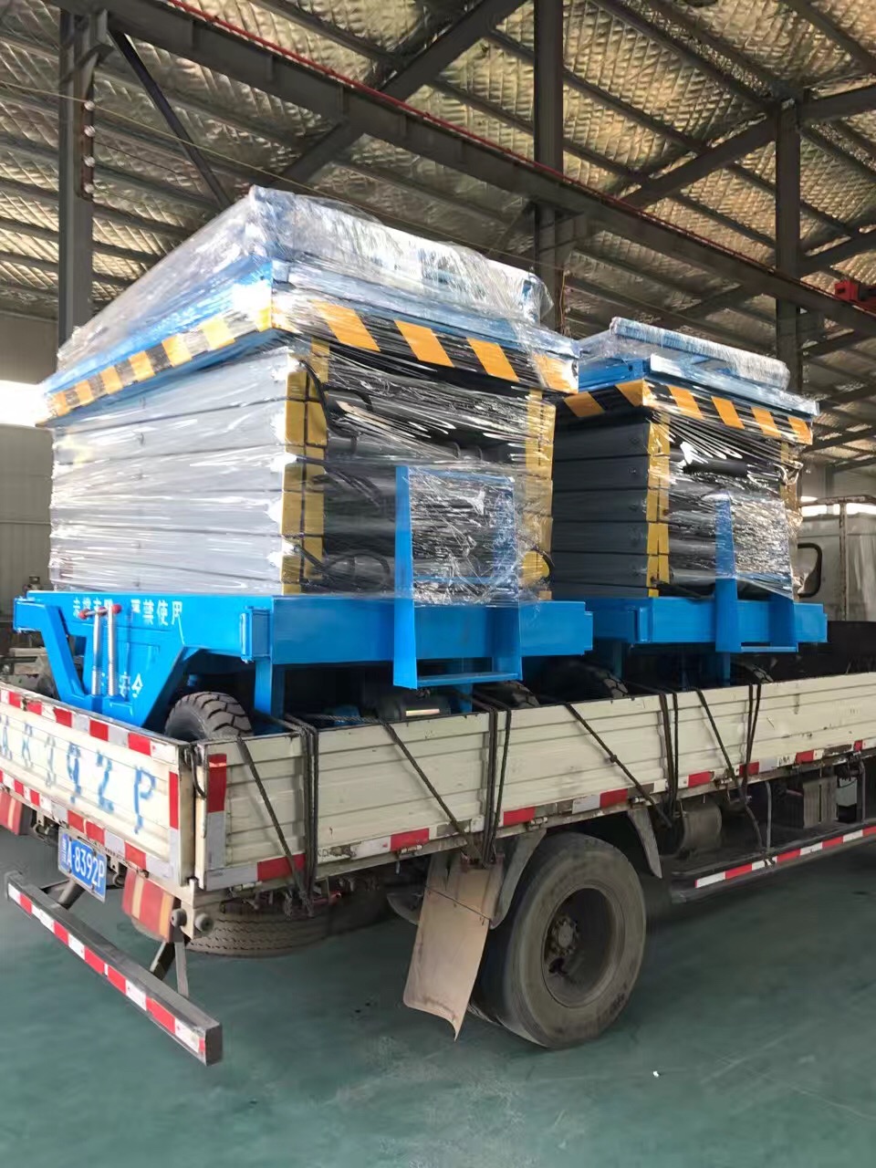 浙江升降平台移动液压平台大量批发
