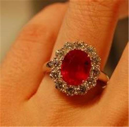 泰国红宝石哪里拍卖成交率高