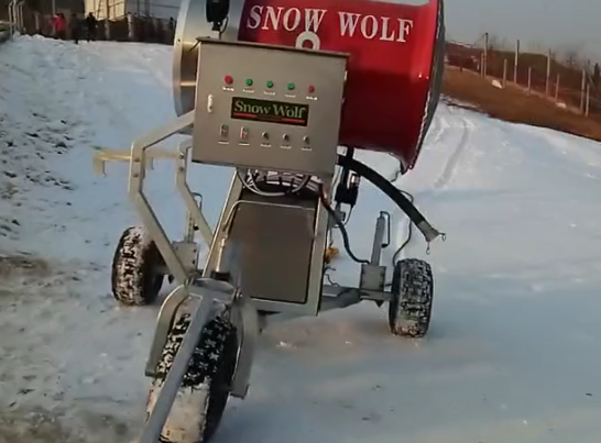 河南人工造雪机 零度高温造雪机价格