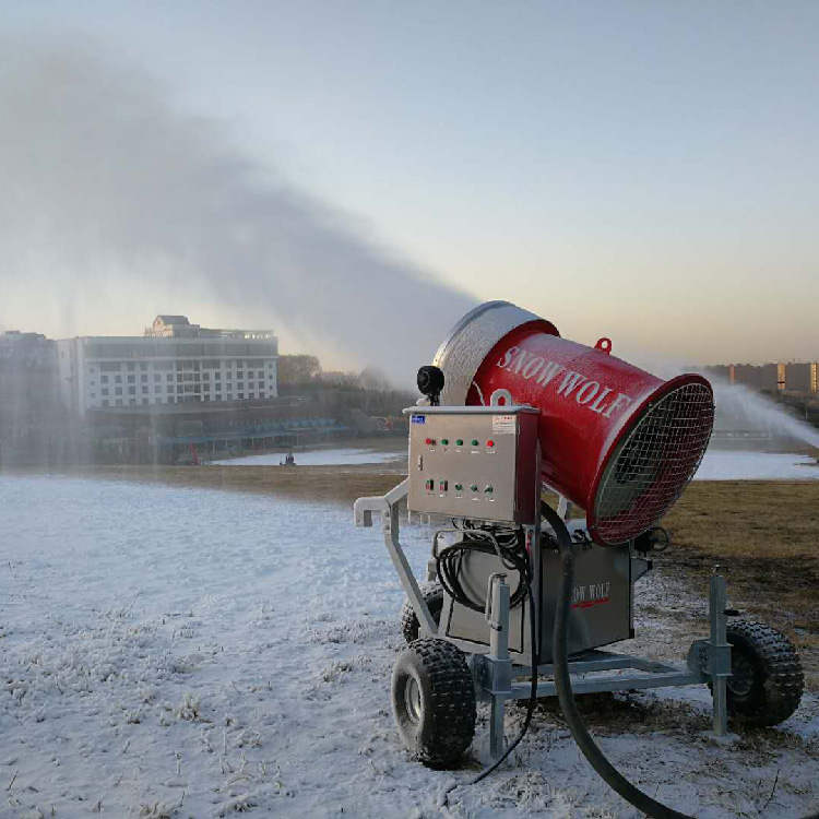 滑雪场小型造雪机参数 诺泰克雪狼造雪机报