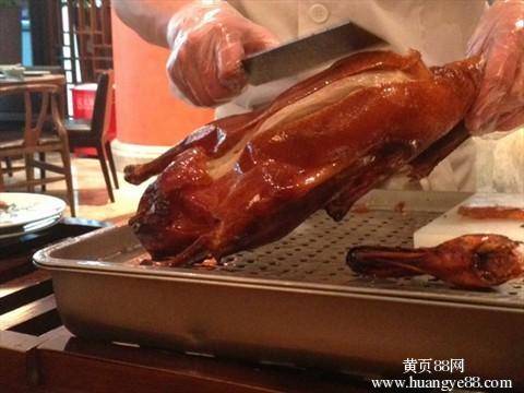 鸭王脆皮烤鸭做法vs老北京炭火烤鸭加盟费
