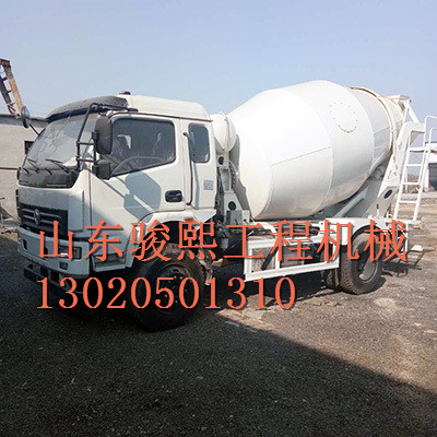 移动式混凝土搅拌车 移动式混凝土搅拌车的