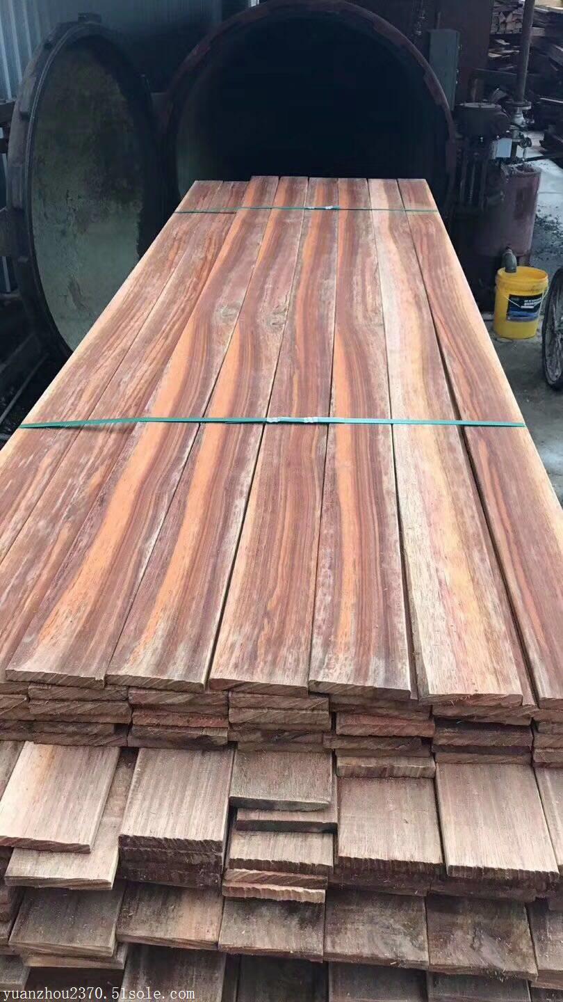 山樟木板材批发