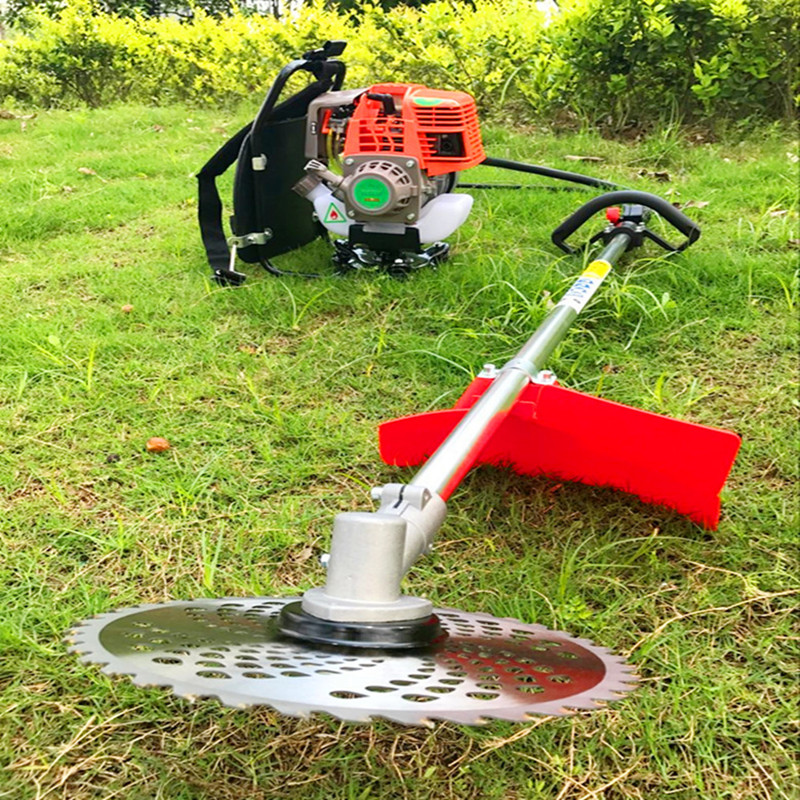 四冲程锄草机器与两冲程锄草机器的区别