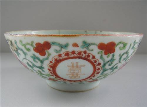 2018年清朝粉彩喜字瓷器收购哪家公司好