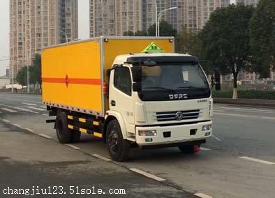 东风6.4吨爆破器材运输车厢长5米1