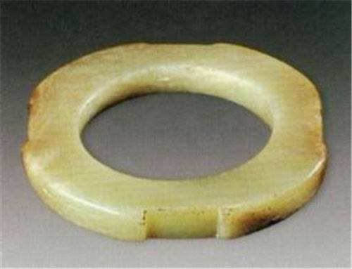 城子崖文化古玉历年的成交记录