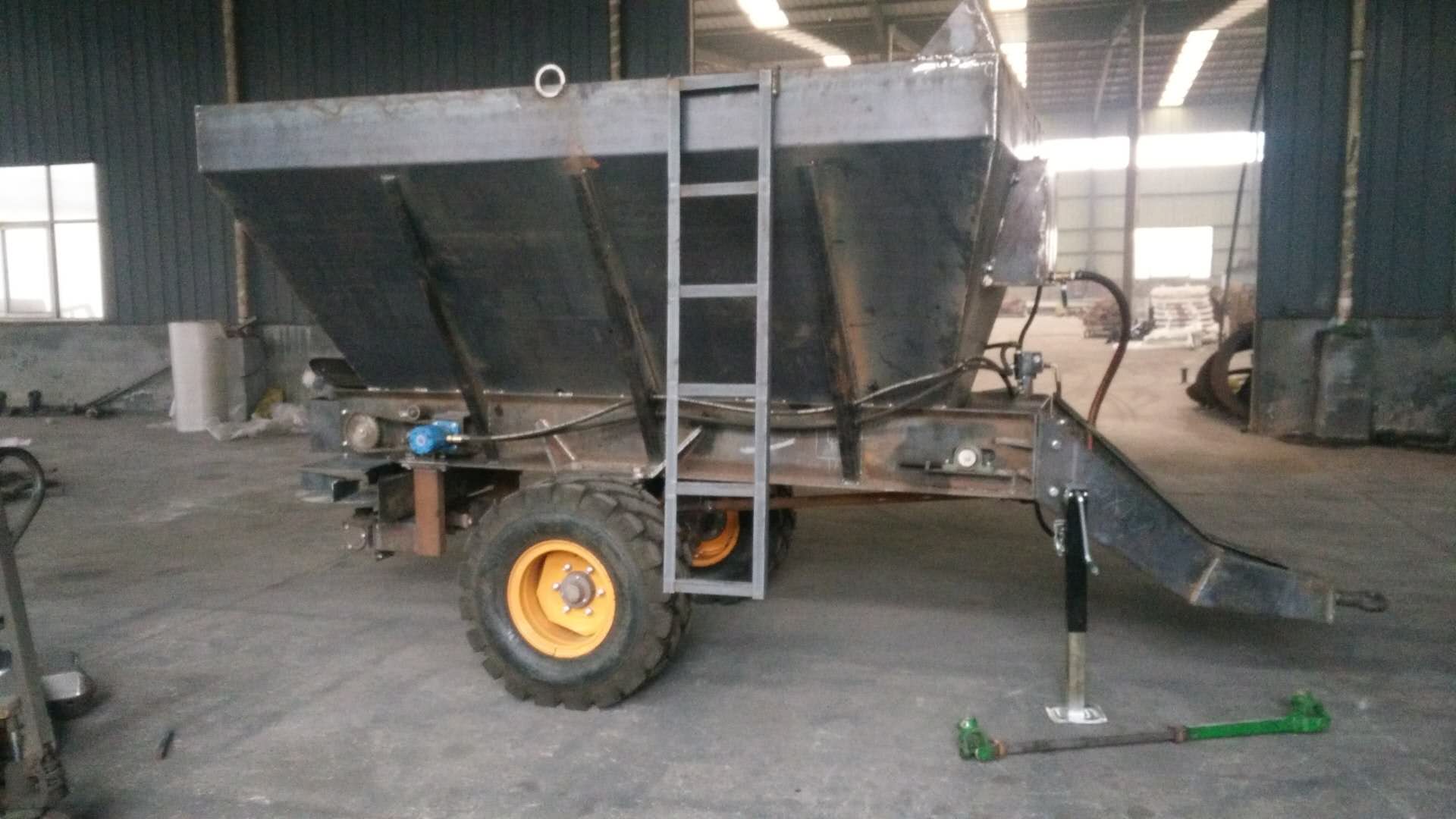施肥车  撒粪车