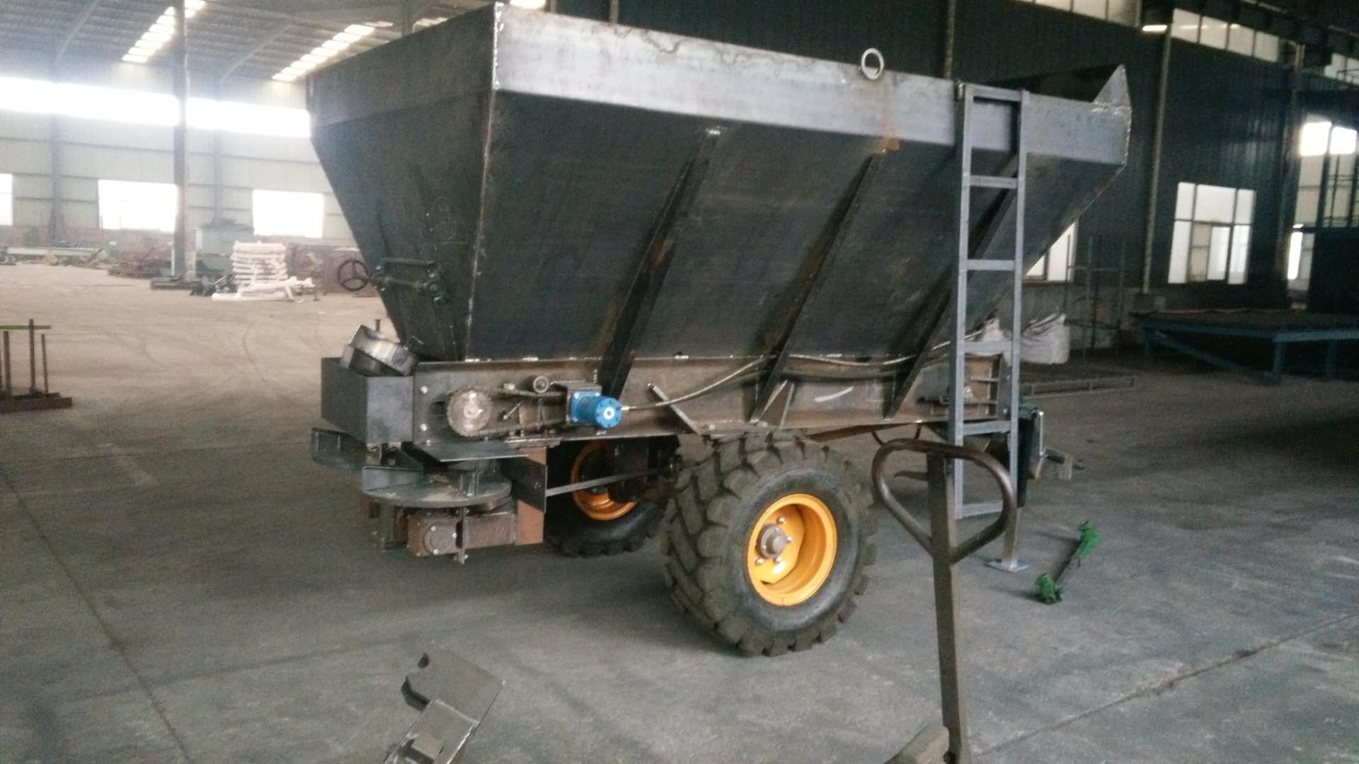 施肥车  撒粪车
