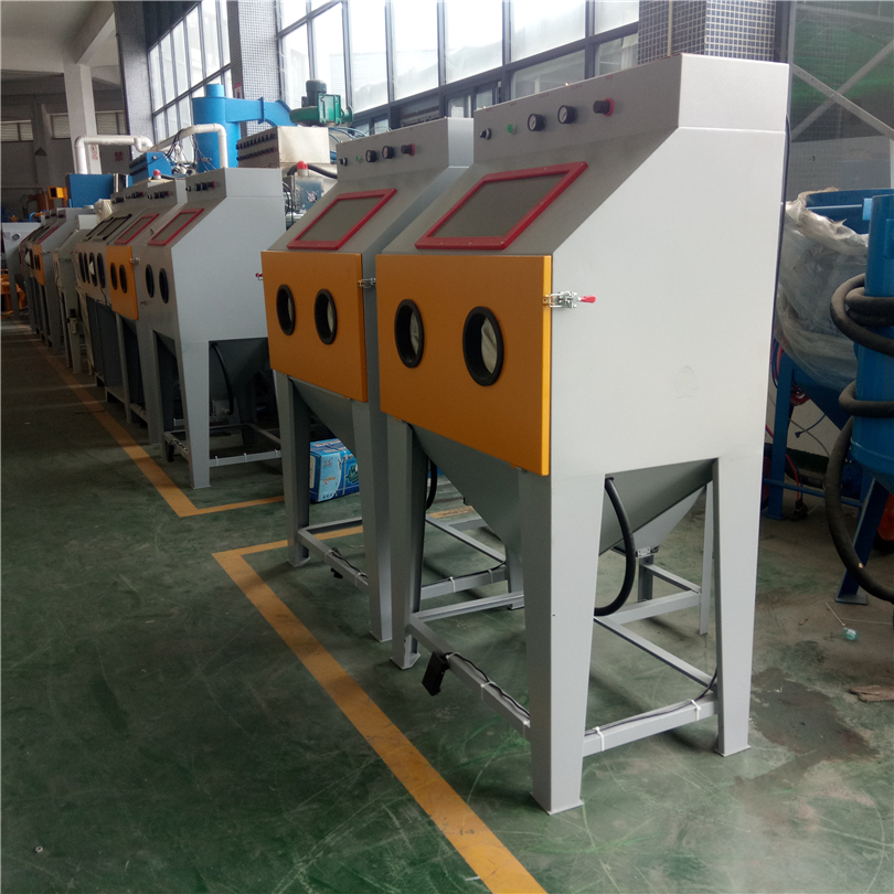 小型喷砂机小型喷砂机价格优质小型喷沙机