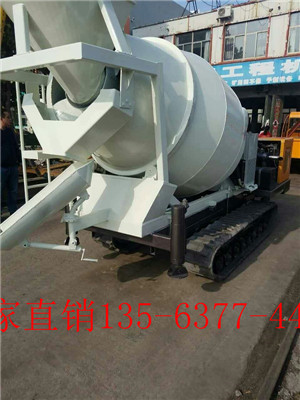 移动式混凝土搅拌车 铲车式混凝土搅拌车