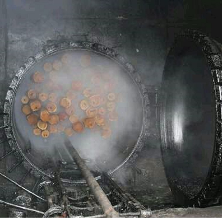 制造厂家供应防腐油木杆价格