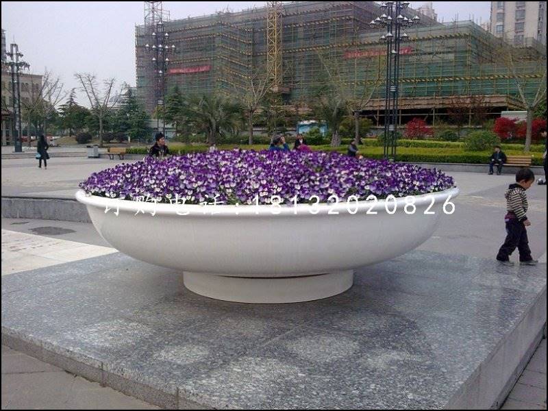 花盆雕塑,玻璃钢花盆