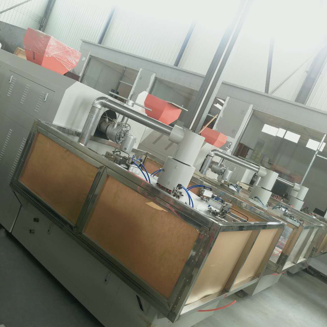 广西塑料制品吹塑机厂家/棒棒冰瓶吹瓶设备
