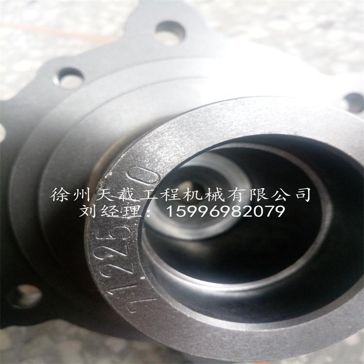 中间轴端盖 272100561