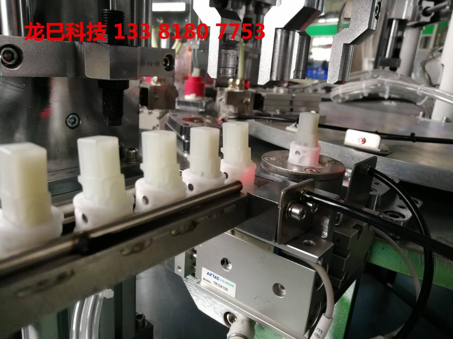 上海嘉定阀芯自动装配机-工业零件自动组装